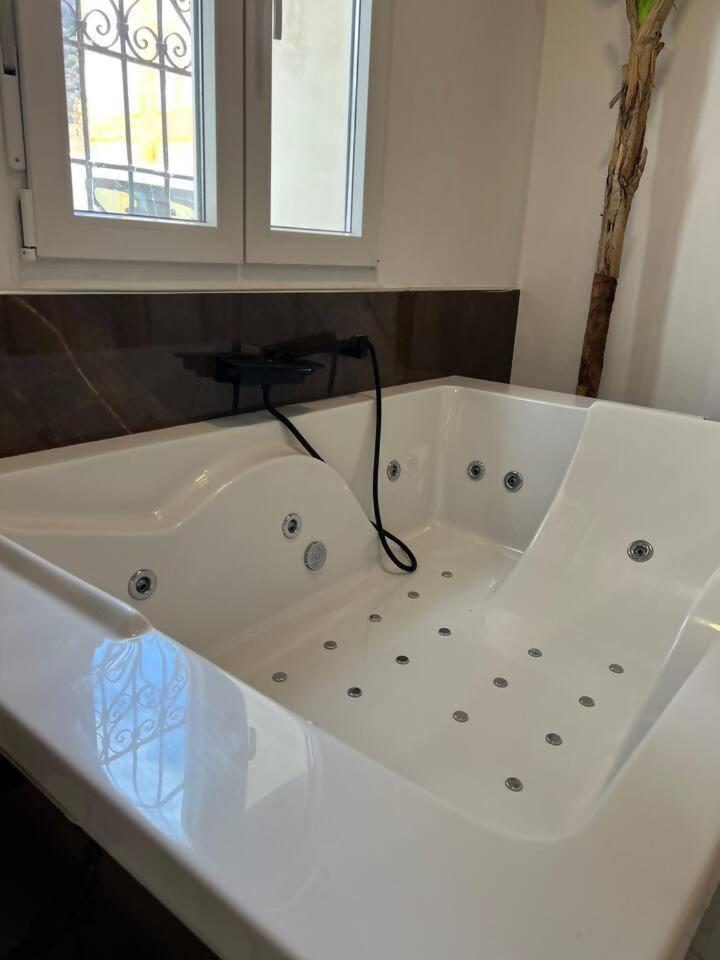 Urban Premium Jacuzzi Estudio Centrico Alicante Extérieur photo